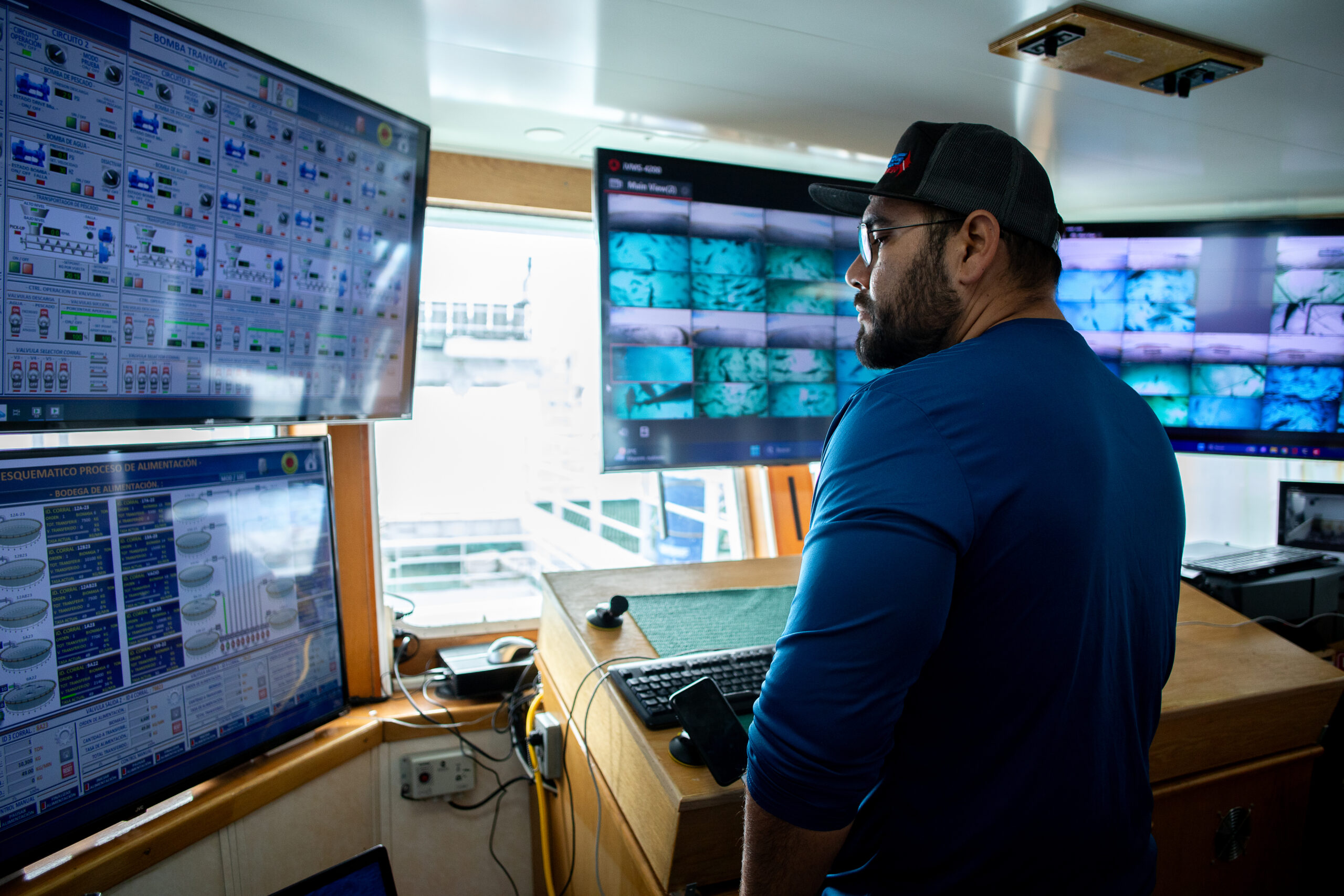 Baja Aqua-Farms offshore monitoring and control center.